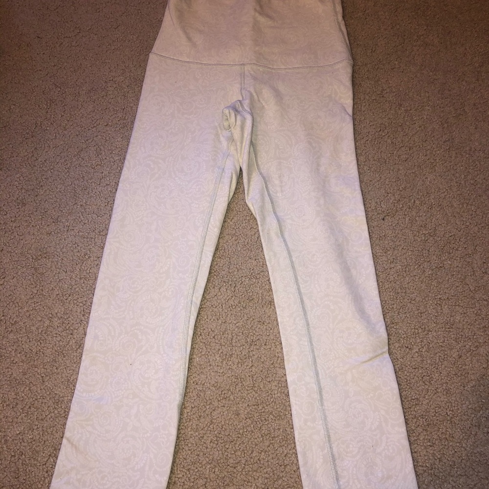 Lululemon 3/4 length leggings